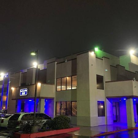 San Bernandino Inn & Suites Сан Бернардино Екстериор снимка